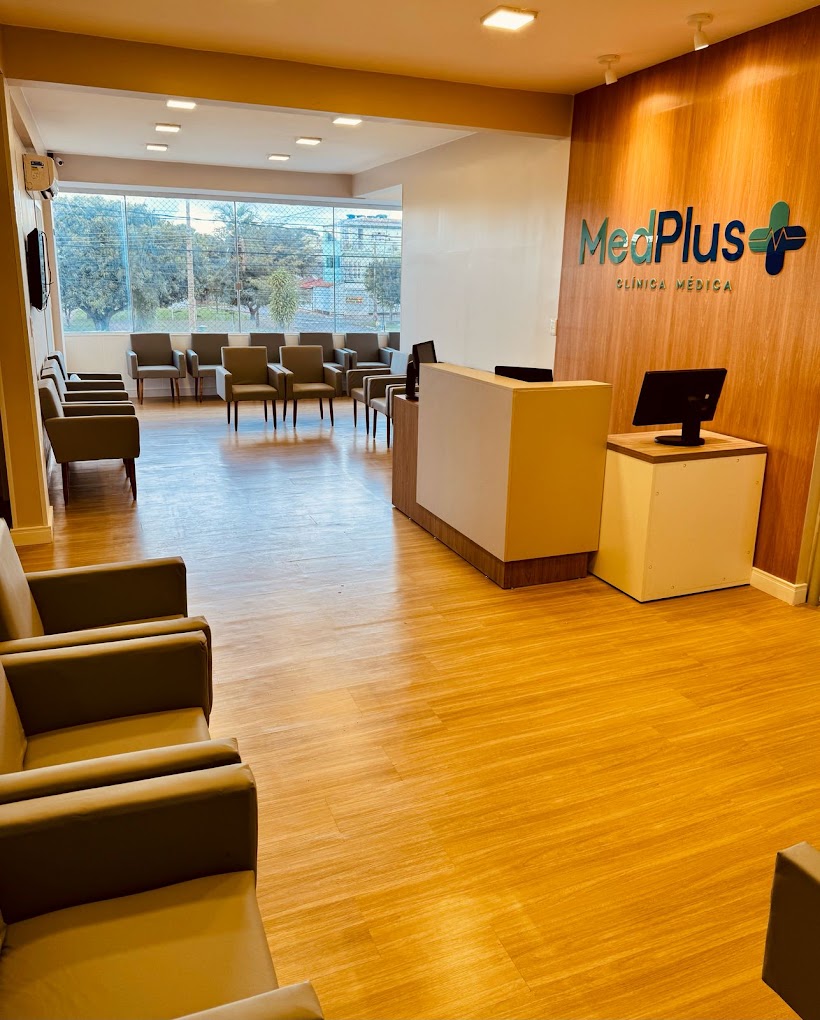 Recepção da clínica MedPlus